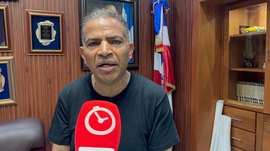 Presidente de la CNTT exige al Gobierno rebajar combustibles ante caída del petróleo - Noticias de hoy en República Dominicana | De Último Minuto