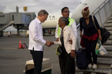 Comienzan a regresar al país dominicanos repatriados tras terremoto en Venezuela