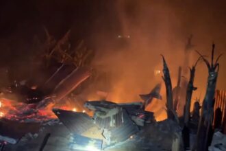 Incendio destruye al menos 7 viviendas en sector la lomita de Jarabacoa