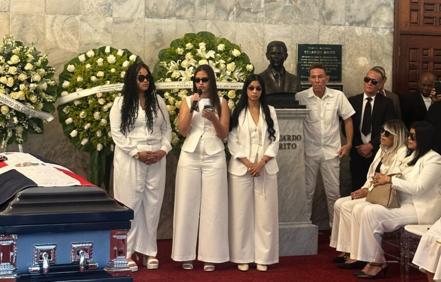Ver el cariño con el que despiden a nuestro padre nos llena de orgullo”, expresan las hijas de Alex Bueno | De Último Minuto | Noticias de hoy en República Dominicana