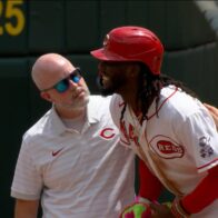 Elly de la Cruz entra a lista de lesionados; Rojos suben al prospecto Edwin Arroyo - Noticias de hoy en República Dominicana | De Último Minuto