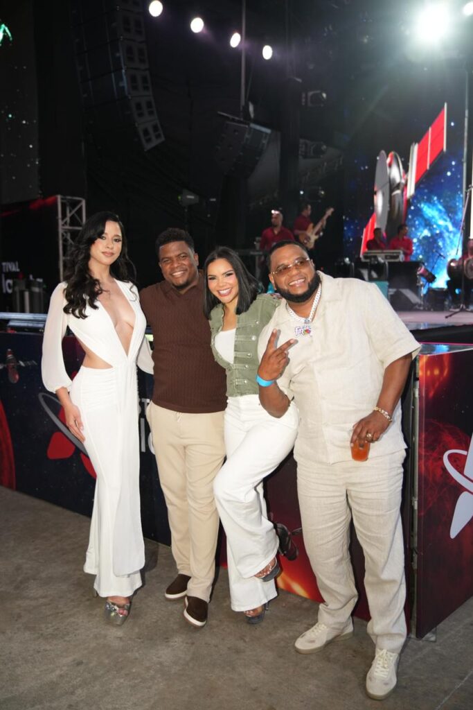 Reconocidas personalidades dijeron presente en la final de Planeta Alofoke | 17 | Reconocidas personalidades dijeron presente en la final de Planeta Alofoke - Noticias de hoy en República Dominicana | De Último Minuto