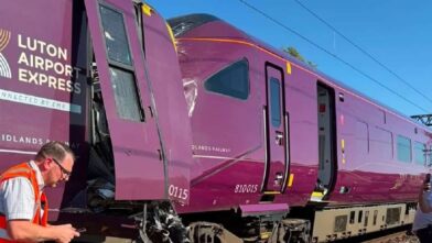 Choque de trenes en Inglaterra deja un muerto y casi 90 heridos