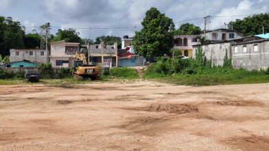 Comunitarios de Los Girasoles denuncian abandono de reconstrucción de play - Noticias de hoy en República Dominicana | De Último Minuto
