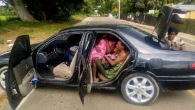 Ejército intercepta vehículo utilizado para el transporte ilegal de 14 extranjeros en Guayubín