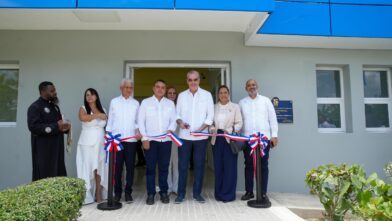 Presidente Abinader entrega remozamiento y moderna área de Emergencia del Hospital Municipal de Cevicos - Noticias de hoy en República Dominicana | De Último Minuto