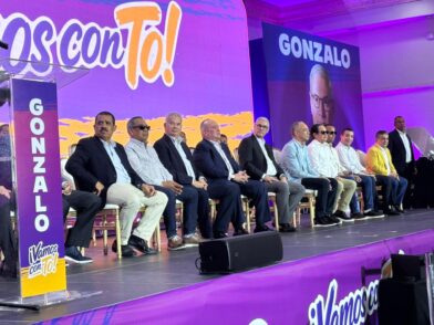 Charlie Mariotti respalda a Gonzalo Castillo en acto político “Vamos con Gonzalo”