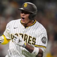 Machado decide en extrainnings y guía remontada de los Padres sobre Texas - Noticias de hoy en República Dominicana | De Último Minuto