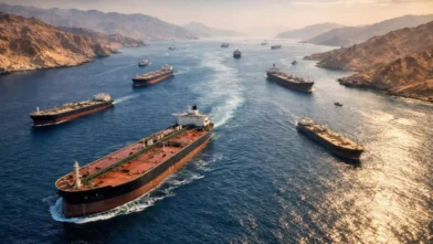 Irán confirma que estrecho de Ormuz "está completamente abierto" para barcos comerciales