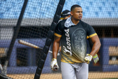 Dominicano Isaías Tejeda vivió momentos de pánico tras sismo en Venezuela durante partido de béisbol - Noticias de hoy en República Dominicana | De Último Minuto