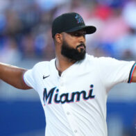 Sandy Alcántara lidera triunfo de Marlins; Eduardo Rodríguez sigue brillando con Arizona - Noticias de hoy en República Dominicana | De Último Minuto