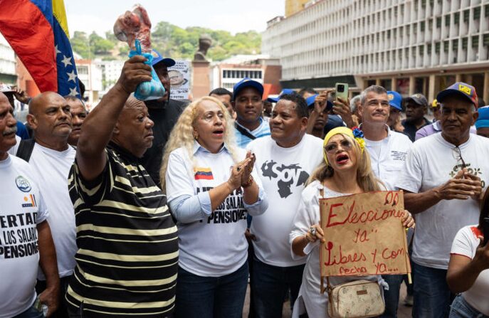 Sindicatos piden salida de rectores electorales y un cronograma para comicios en Venezuela
