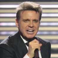 Luis Miguel se recupera favorablemente tras procedimiento médico en Nueva York