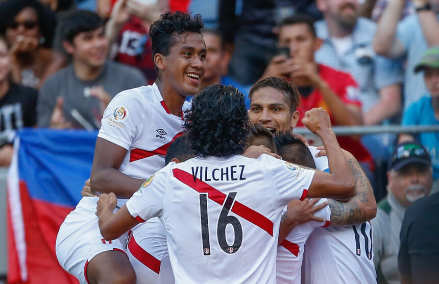 Perú logra su primer triunfo con Menezes y Haití apunta a sorprender en el Mundial