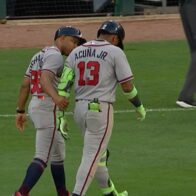Ronald Acuña Jr. enciende alarmas en Atlanta tras salir lesionado ante Chicago - Noticias de hoy en República Dominicana | De Último Minuto