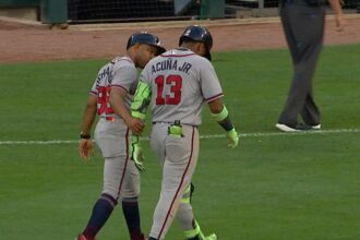 Ronald Acuña Jr. enciende alarmas en Atlanta tras salir lesionado ante Chicago - Noticias de hoy en República Dominicana | De Último Minuto