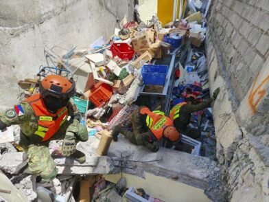 Manny Pacquiao colecta donaciones para ayudar a las víctimas del terremoto en Filipinas - Noticias de hoy en República Dominicana | De Último Minuto