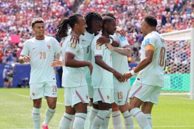 Francia aplasta a Noruega y avanza como líder del Grupo I - Noticias de hoy en República Dominicana | De Último Minuto