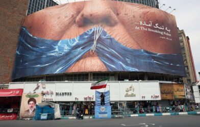 Irán acusa a EE.UU. de incumplir alto el fuego por ataques en Líbano y bloqueo de puertos - Noticias de hoy en República Dominicana | De Último Minuto
