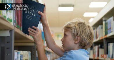 Texas aprueba lecturas obligatorias de la Biblia en escuelas públicas a partir de 2030