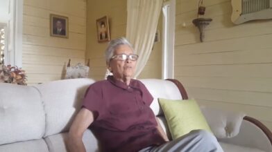Video de la madre de Alex Bueno emociona a miles en las redes sociales