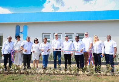 Abinader entrega Hospital Municipal Hacienda Estrella y salda deuda histórica de más de 20 años con la comunidad