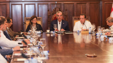 Gobierno mantendrá el 4.05 % del PIB para educación en el Presupuesto 2027