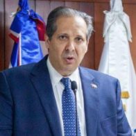 Ministro de Salud destaca labor de médicos dominicanos que instalarán hospital móvil para asistir a afectados en Venezuela