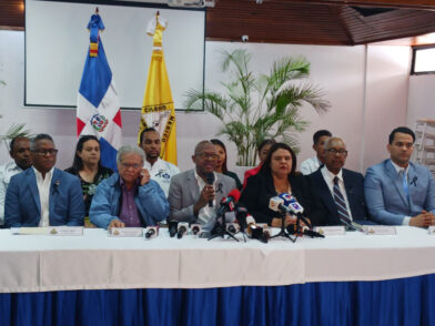 CMD convoca paro nacional tras arresto de dos médicos por presunta mala práctica en La Vega - Noticias de hoy en República Dominicana | De Último Minuto
