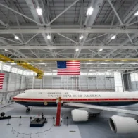 La Casa Blanca retira el polémico Air Force One catarí para realizarle "mejoras"