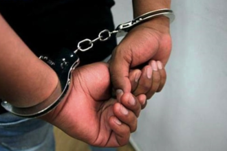 Apresan en el AILA a presunto implicado en homicidio en Baní cuando intentaba viajar a Colombia