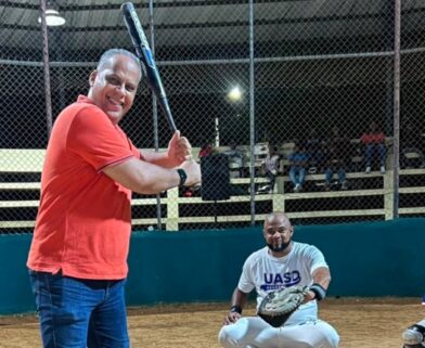 UASD aplasta a Pasaportes y avanza a la semifinal del IX Torneo Gubernamental de Softbol