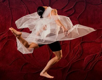 La Compañía Nacional de Danza Contemporánea llega este fin de semana a la Sala Manuel Rueda con el encanto de “Carmesí” - Noticias de hoy en República Dominicana | De Último Minuto