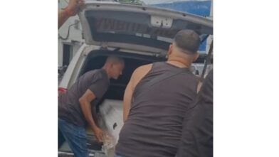 Dolor y consternación marcan la llegada del cuerpo de Darlin Mercado a su residencia en Herrera