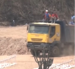 Construyen cementerio de emergencia tras devastadores terremotos en Venezuela