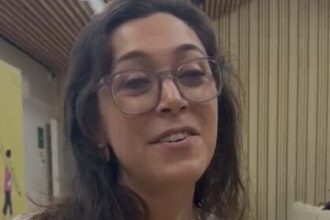 La IA puede fortalecer la credibilidad del periodismo frente a la desinformación, afirma experta argentina