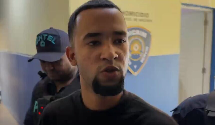 Apresan al dirigenteestudiantil Ángel Luis Reyes; su padre denuncia persecución política