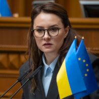 La primera ministra ucraniana Yulia Sviridenko presentó oficialmente su renuncia