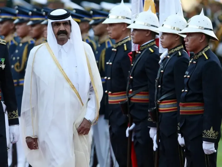Muere a los 74 años el exemir de Catar, el jeque Hamad bin Khalifa Al Thani