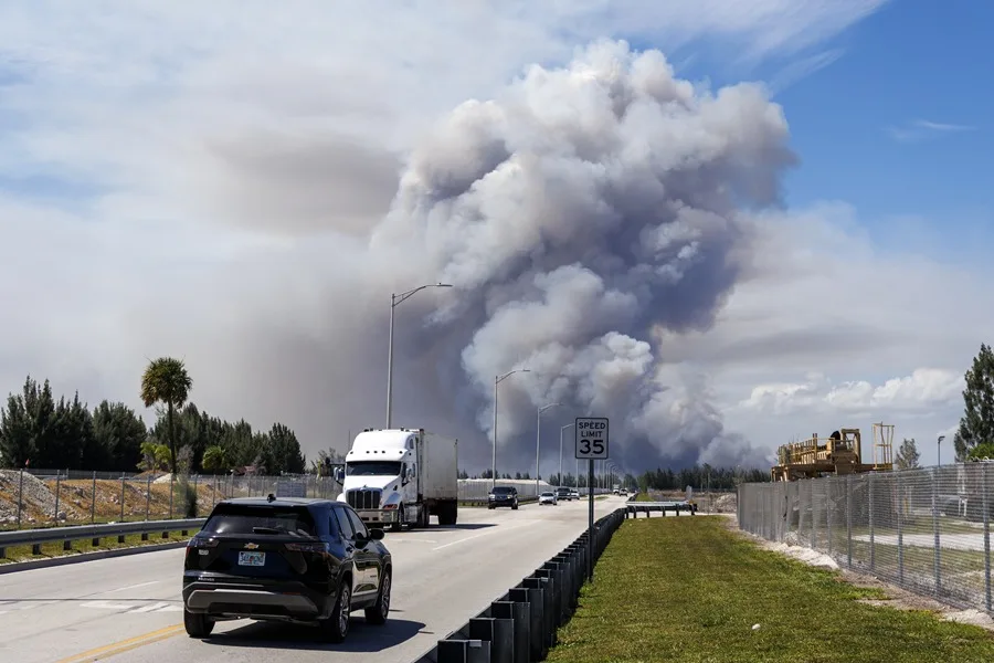Los incendios en Florida arrasan más de 10.000 hectáreas en medio de una severa sequía