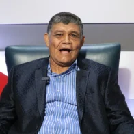 Francisco Peña aclara que permiso para viajar al exterior ya había sido aprobado anteriormente