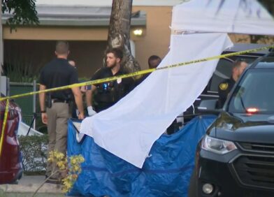 Muere niño de dos años tras quedar dentro de un vehículo bajo altas temperaturas en Florida