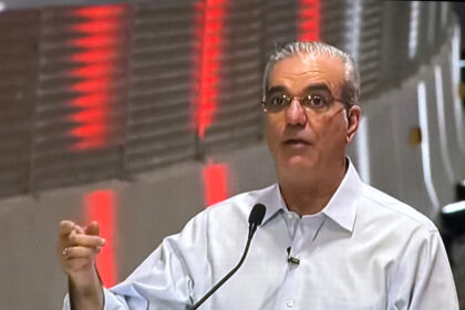 Abinader afirma que el nuevo túnel de la Plaza de la Bandera "resuelve problemas" y devuelve tiempo a los ciudadanos