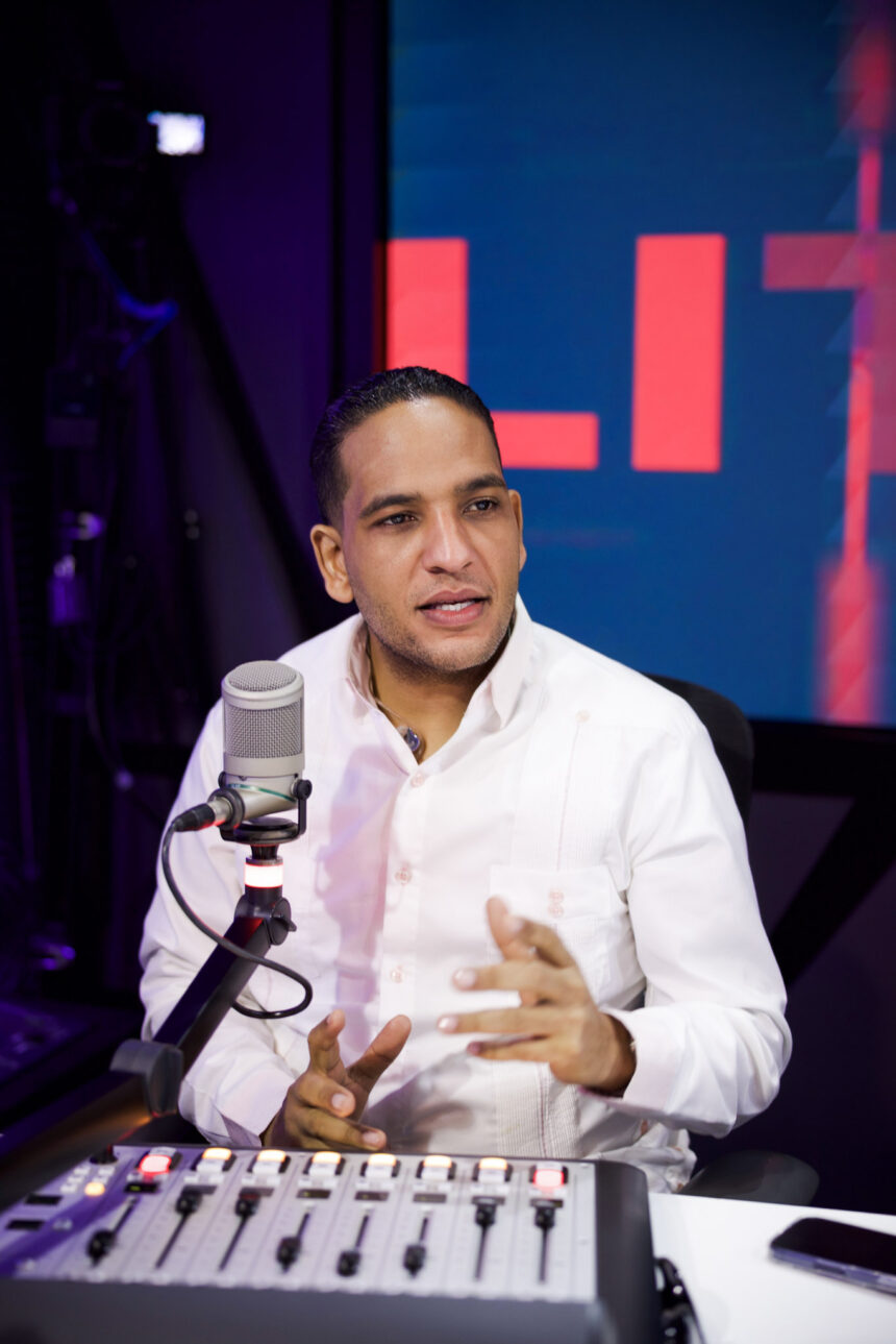 Hansel García lanza duro cuestionamiento a Pancho Álvarez: "¿Por qué no denuncia la corrupción ahora?"