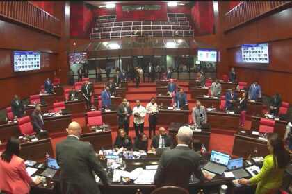 Legisladores respaldan entrada en vigor del nuevo Código Penal y destacan avances en reforma policial