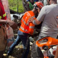Joven pierde la vida al chocar su vehículo contra poste eléctrico en San Pedro de Macorís