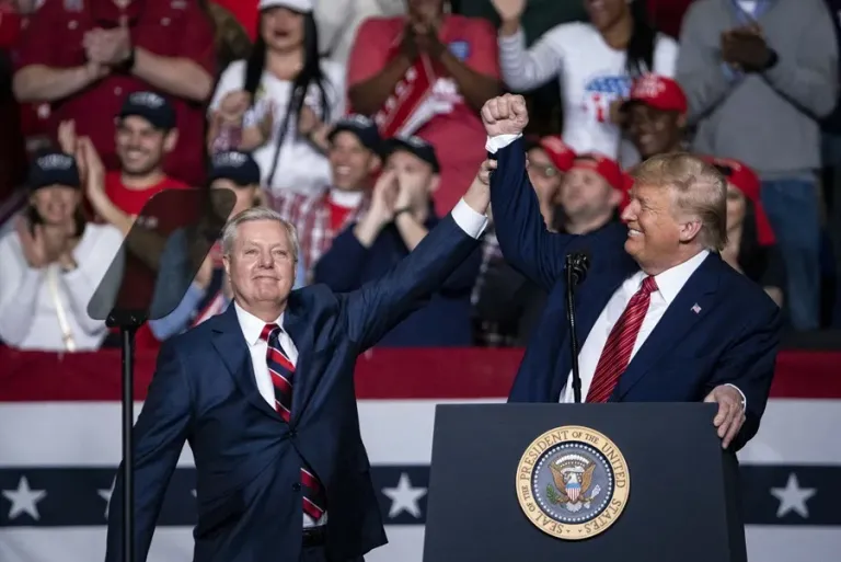 Muere el senador de EE.UU. Lindsey Graham, aliado de Trump, tras una repentina enfermedad