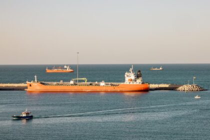 El Brent cerró por encima de USD 90 por primera vez desde junio