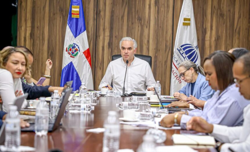 Minerd activa plan para recibir a más de 2 millones de estudiantes en el Año Escolar 2026-2027