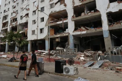Venezuela desmiente recientes rescates de sobrevivientes a casi un mes del doble terremoto